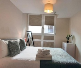 One Bedroom Serviced Apartment in Lamb's Passage