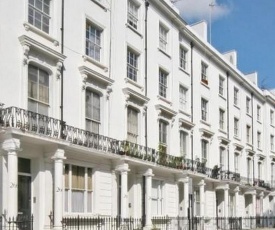 One bedroom apartment in Bayswater. Sleeps 4