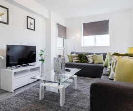 Sleek & Modern 3 Bed Apartment Near Regents Park