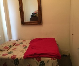 Small bed room