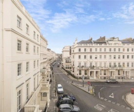 Stunning three bedroom apartment