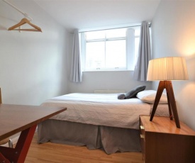 Stylish double bedroom in Bricklane f3i