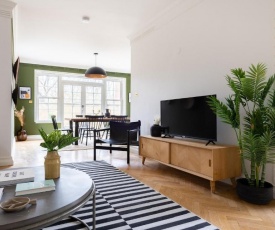 The Pimlico Townhouse - Modern & Spacious 2BDR Home with Garden & Gym