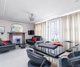 GuestReady - Luxury 2BR flat in Knightsbridge wPatio 4 guests