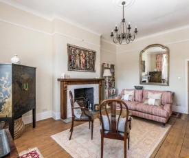 NEW Luxury 1BD Flat in Heart of Kensington Olympia