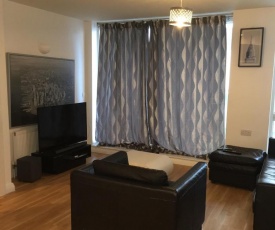 1 Bed Apt near Canary Wharf London city centre