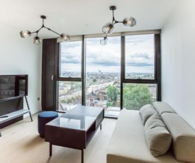 1 Bed with View in Hill House