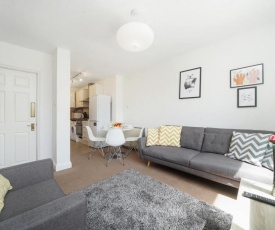 2 Bed Cozy Apartment in Central London Fitzrovia FREE WIFI by City Stay London