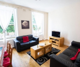 Beautiful 2 Bedroom Apartment in Holloway, London