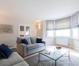 Beautiful Brook Green 2 bed flat, close to tube