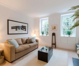 Bright and Leafy 1 Bedroom Flat in the Heart of Chelsea