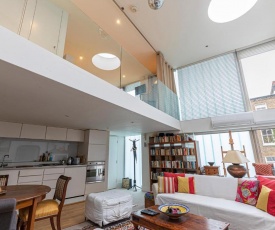 Contemporary apartment at the heart of Fulham