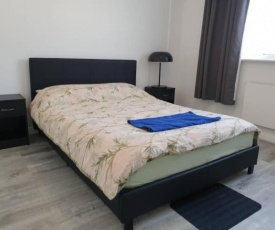 Double bed room in east london