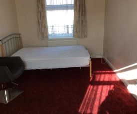 Double Room to Let