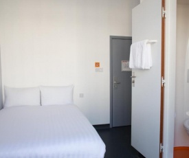 easyHotel Victoria