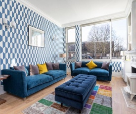 Extraordinary 3BR house in Notting Hill with patio