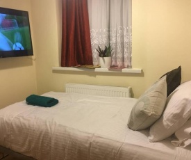 F3 Cosy Single Room (Sandycroft Guest House)