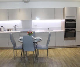 Greenwich 2 bed apartment Great for a Family!