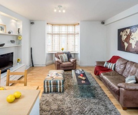 GuestReady - Beautiful flat with 2 bedrooms in West London