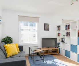 GuestReady - Central Studio Flat in VICTORIA PERFECT LOCATION!