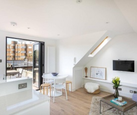 GuestReady - Modern Top Floor Home in West Kensington wTerrace