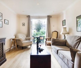 Homely Brompton Park Apartment