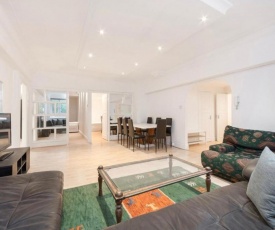 Immaculate 4-Bed Apartment opposite Hyde Park W2