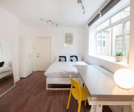 272&294 Franciscan Road Rooms&Studios by EveryWhere to Sleep London