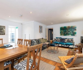 Lovely 2 bedroom flat in Chelsea, sleeps 4