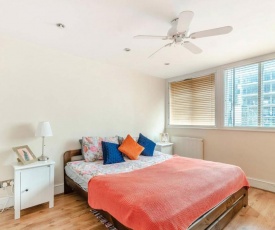 Lovely flat in West Kensington Central London