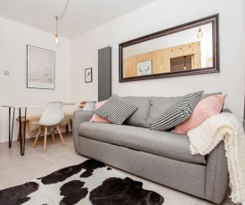 Modern Central 1BD Flat in Clerkenwell - sleeps 4!