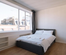 Modern Studio Flat. Central London. Zone 1.