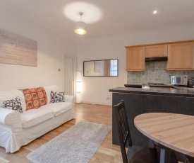 Newly Refurbished 2 Bedroom Property in Clapham