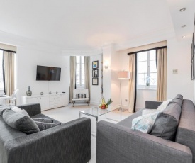 Outstanding Trafalgar Penthouse, sleeps 8