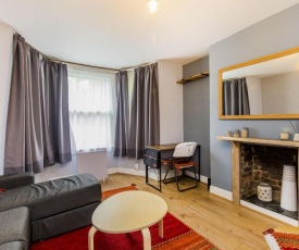 Pass the Keys Apartment with a Private Garden 4 mins from Tulse Hill Station