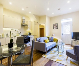 Pass the Keys Home to Home Ealing 1Bed Apartment sleeps 3 in W5