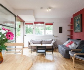 Pass the Keys Spacious Kennington Apartment, 4 mins from Station