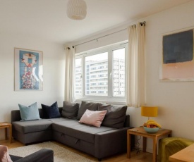 Penthouse flat in Trendy Peckham w City views