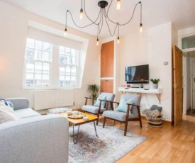 Oxford Circus Luxury Apartment