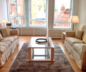 Sloane Square Luxury Flat (4 Guests)