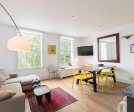 Smart 3 bed flat in Islington, close to Angel Tube