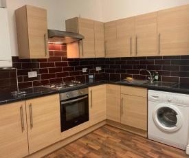 Spacious 2bed house appartement 20 min from Hyde Park