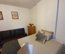 Brand new flat in London, next to Tower Bridge