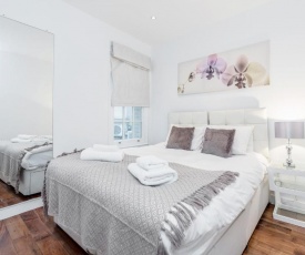 Superb Central Family Friendly Apartment!Sleeps 9