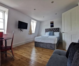 Capital Host- Apartments Regents Park