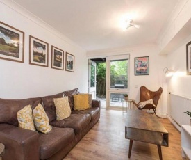 Two bedroom garden flat in Islington