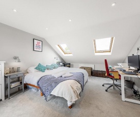 Veeve - Family Retreat on Clapham Common