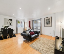 City 2 Bed Modern Apartment by Tower Bridge London Bridge