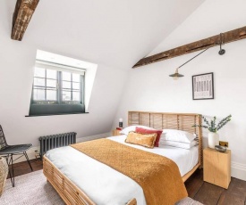 Cosy Loft Apartment - minutes from Angel Tube St.