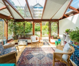 Elegant 5-bed house near Battersea Park, South London